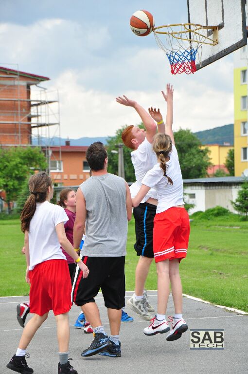 Fotogaléria Turnaj v STREETBALLE (7) Turnaj v STREETBALLE